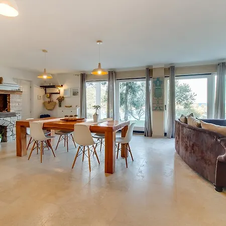 Trasorka Villa Lussingrande